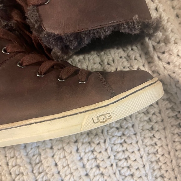 UGG Croft luxe quilt brown boots Size 7.5 - Picture 3 of 8